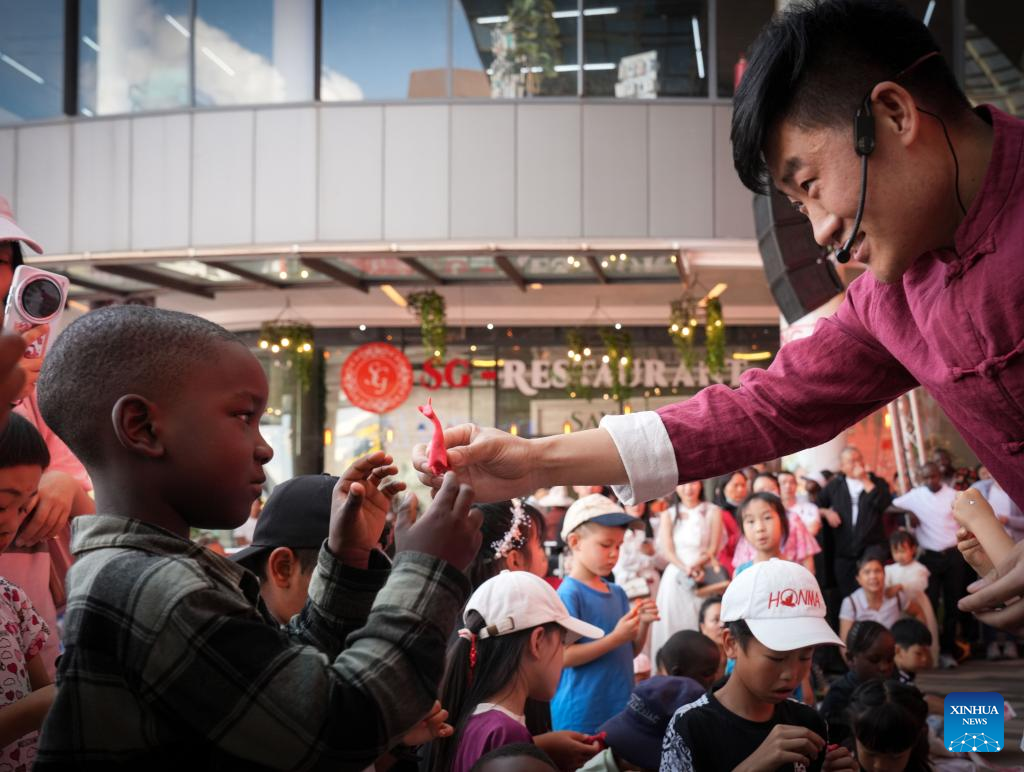 Feature: Cross-cultural ties flourish as Kenyans join Chinese New Year celebration