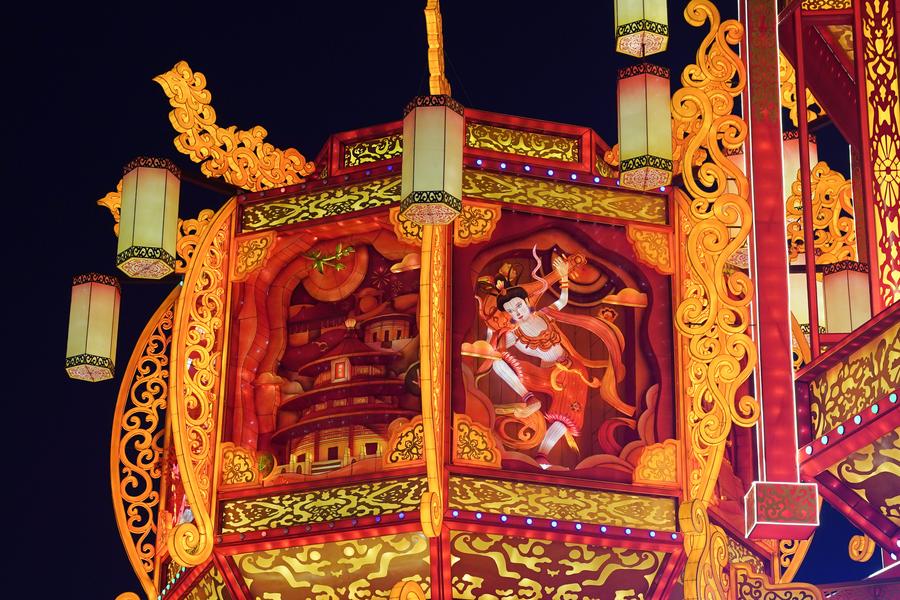 Zigong holds lantern show celebrating the Spring Festival